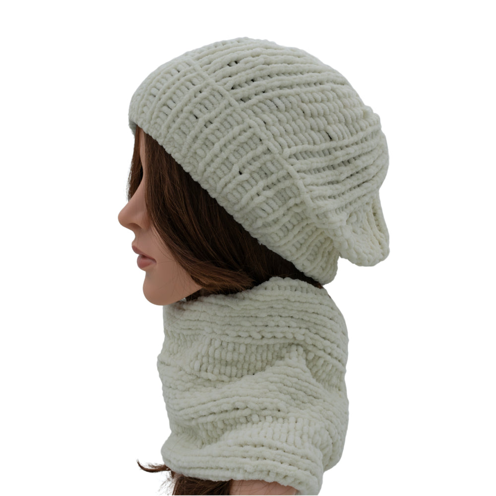 Velvety Soft Beanie & Neck Warmer Set | Ecru